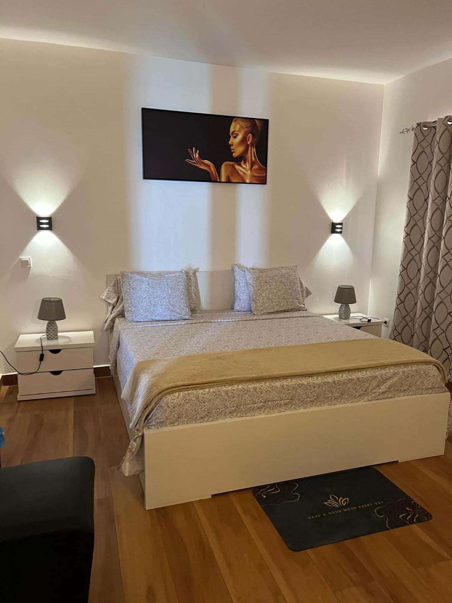 Residencia Aguia Villa Praia Eksteriør bilde